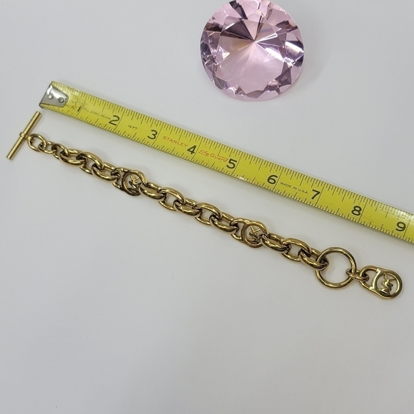 MICHAEL KORS WOMEN GOLD LOGO CHAIN BRACELET - Picture 4 of 4